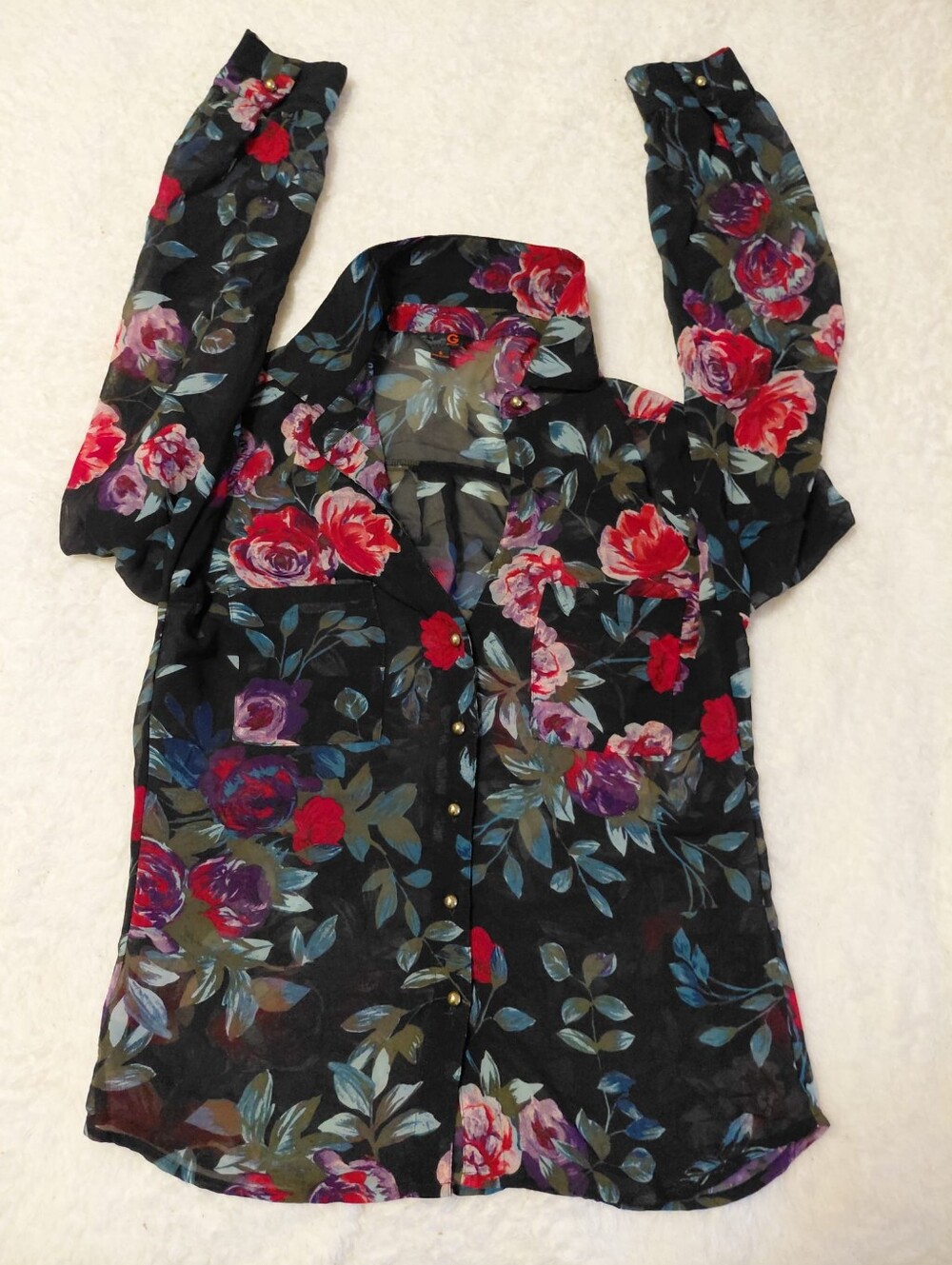 G by Guess Floral Sheer Button Front Blouse Size S Black Rose Print Top